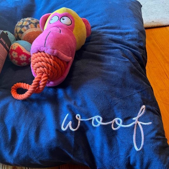 Pooch Pen Pet Bed Puppy Pads Clean Up Bags Kong Balls Toys Bundle 🥳 Host Pick 🥳 - Picture 15 of 16